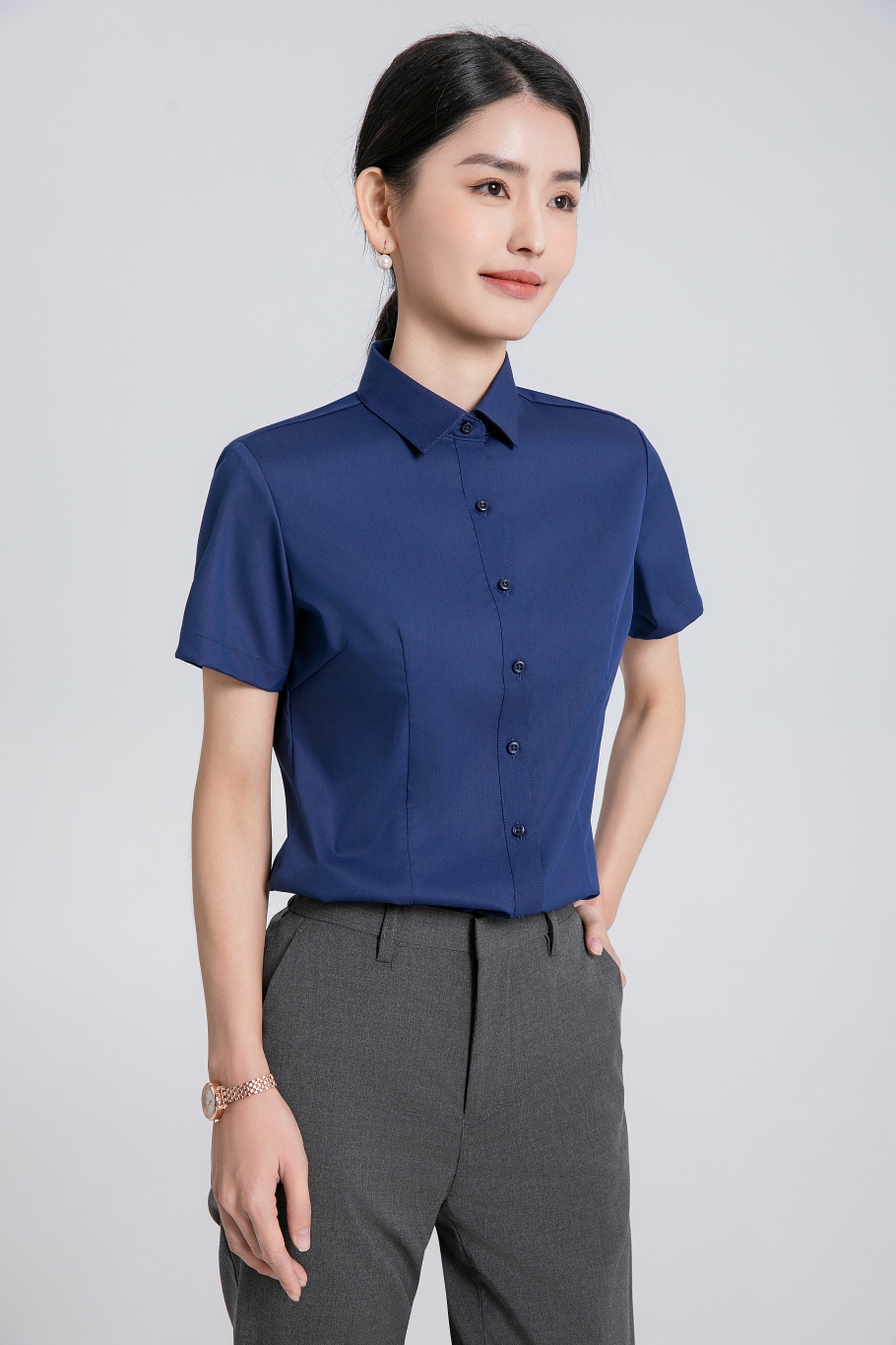 女短 302纯色方领